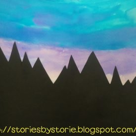Looking for a new art project to do with your kids? Try a sunset silhouette!